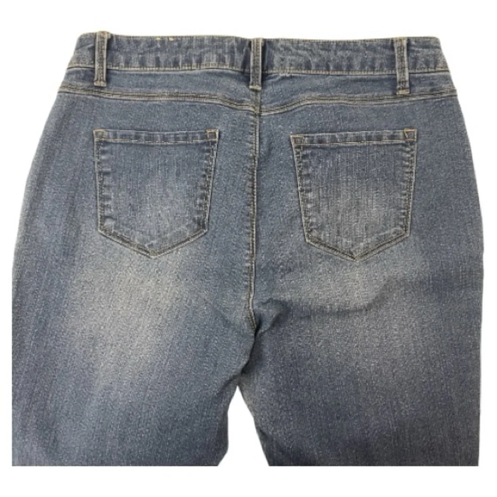 D. Jeans New York | Women’s Petite Stretchy Blue Jeans | Size 12 P | EUC - Picture 4 of 7